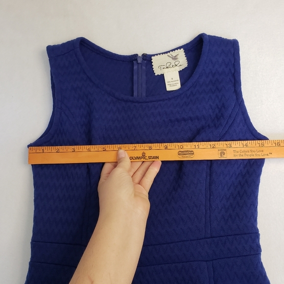 Tabitha quilted royal Blue Sleeveless Dress size 4 - Picture 4 of 8
